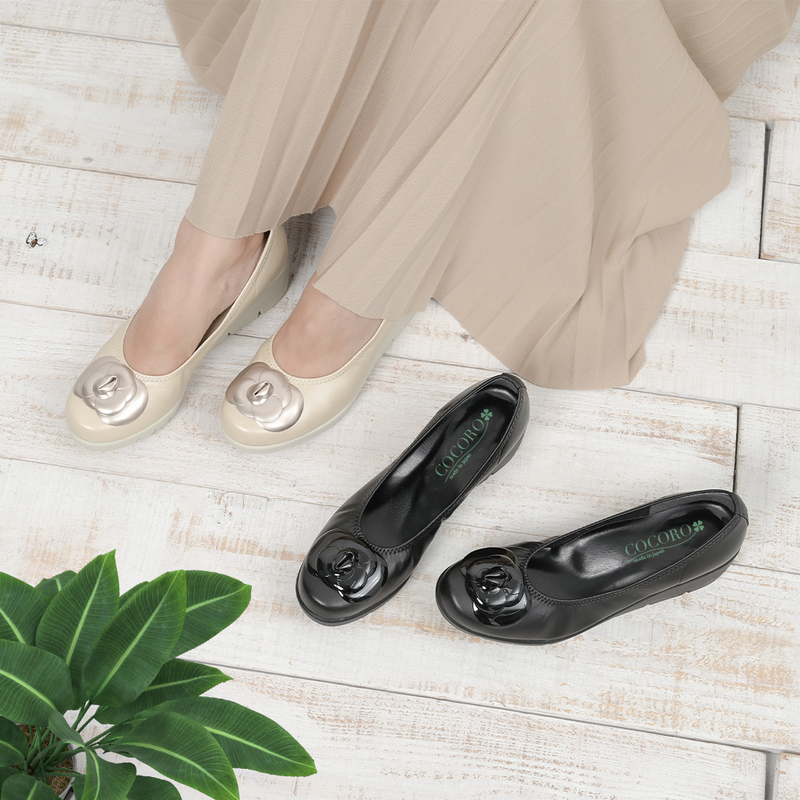 No.3076 Camellia Ornament Pumps