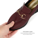 No.3090 Stable Heel Metal Buckle Pumps