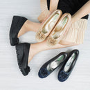 No.3084 Stable Heel Blink Flower Pumps